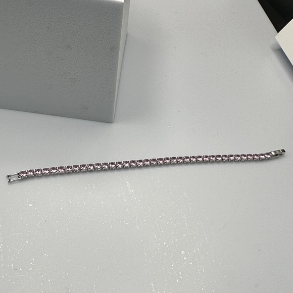Elegant Silver tone and Pink Tennis Bracelet - Picture 5 of 7
